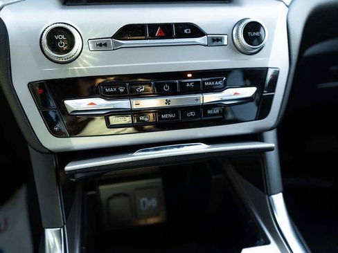 Used 2023 Ford Explorer Timberline AWD/4WD image 18