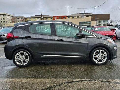 Used 2017 Chevrolet Bolt LT image 8