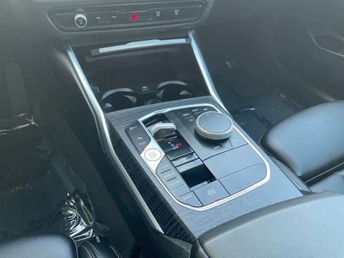 Used 2025 BMW 330i Sedan image 13