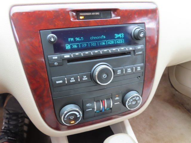 Used 2008 Chevrolet Impala LT FWD image 20