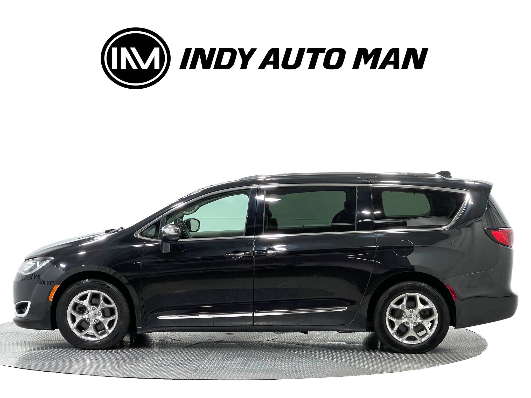 Used 2019 Chrysler Pacifica Limited FWD image 7