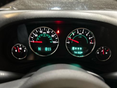 Used 2015 Jeep Wrangler Sport AWD/4WD image 15