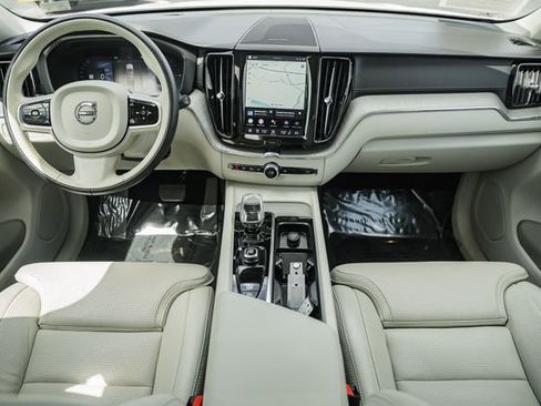 Certified 2025 Volvo XC60 T8 Ultra w/ Protection Package Premier AWD/4WD image 20