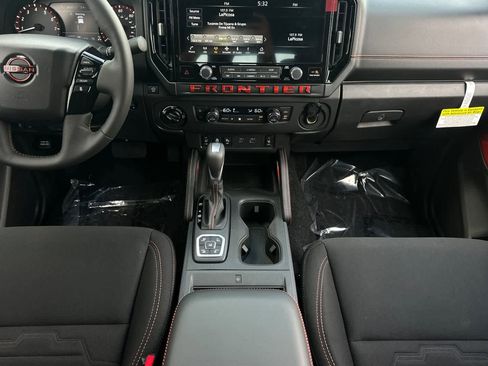 New 2026 Nissan Frontier PRO-4X w/ Pro-4x Convenience Package image 4