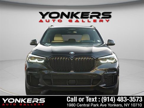 Used 2022 BMW X5 xDrive40i w/ M Sport Package image 17