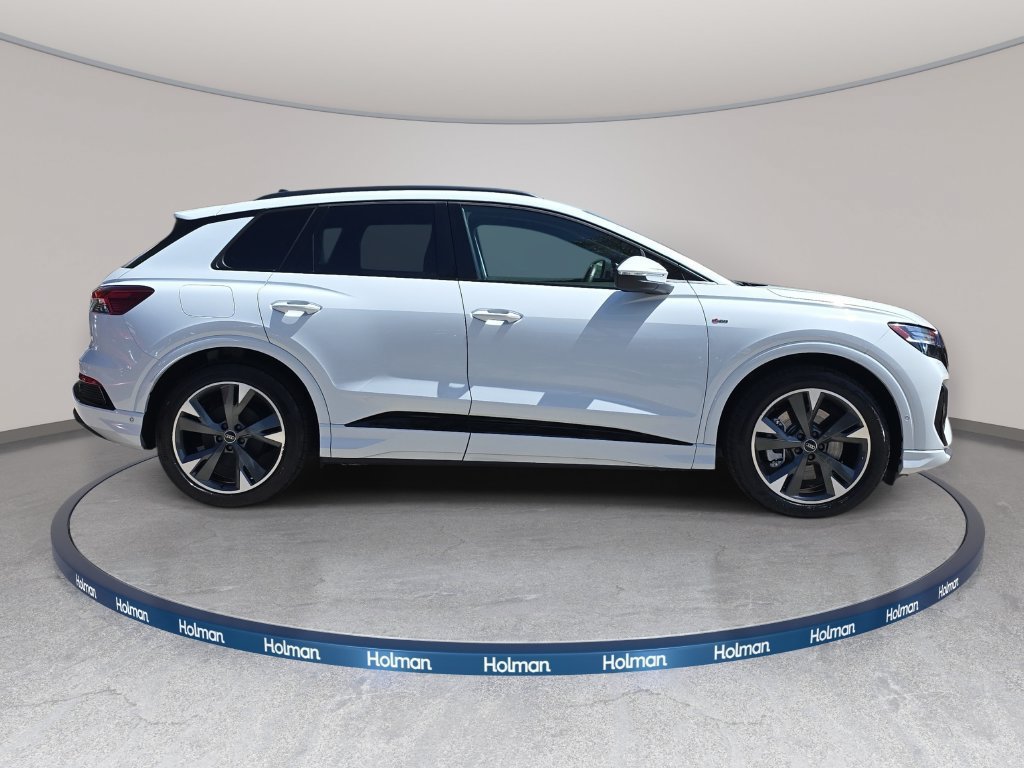 Used 2024 Audi Q4 e-tron Prestige w/ Black Optic Package AWD/4WD image 5