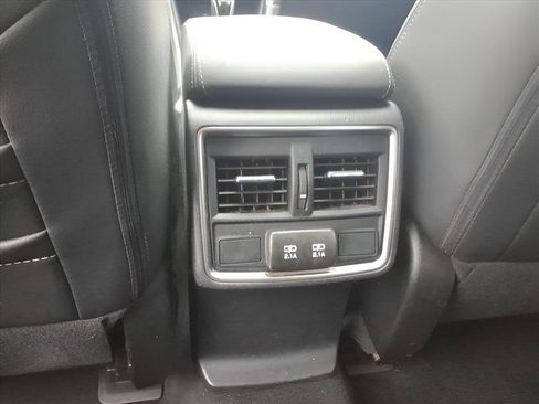 Used 2024 Subaru Forester Limited image 19