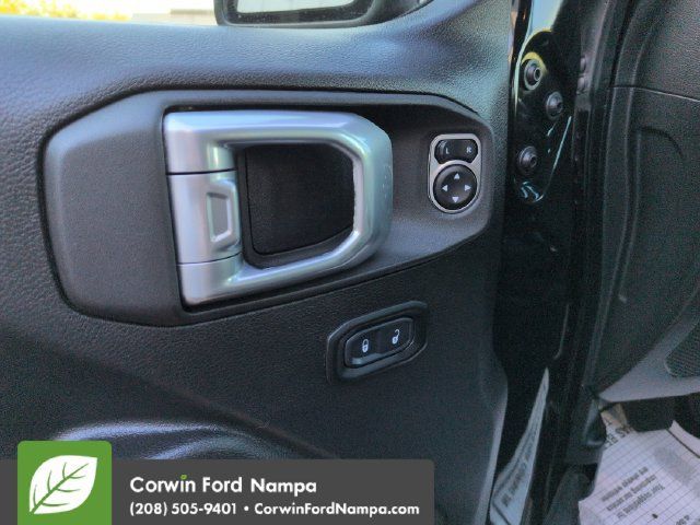 Used 2023 Jeep Gladiator Sport AWD/4WD image 11