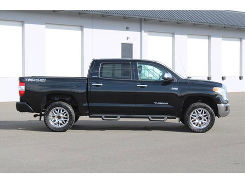Used 2016 Toyota Tundra Limited w/ Limited Premium Package AWD/4WD image 4