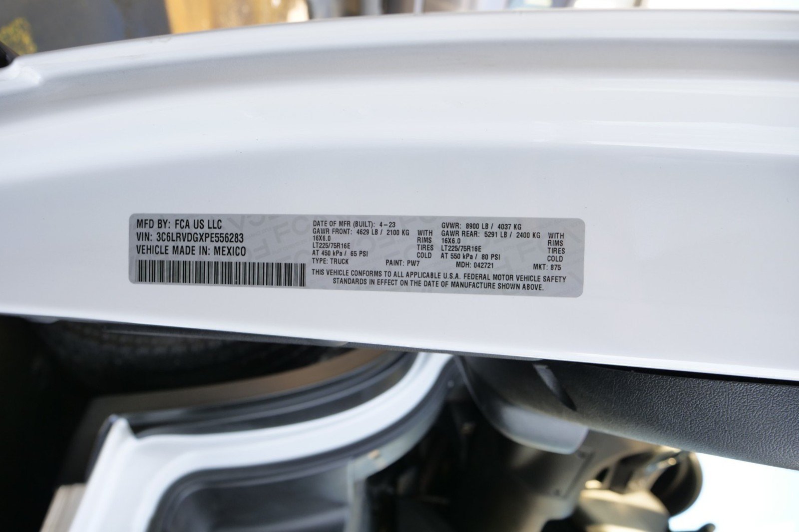 Used 2023 RAM ProMaster 2500 w/ Convenience Group FWD image 34