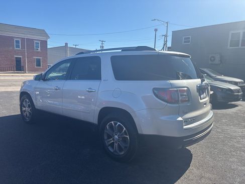Used 2014 GMC Acadia SLT image 2