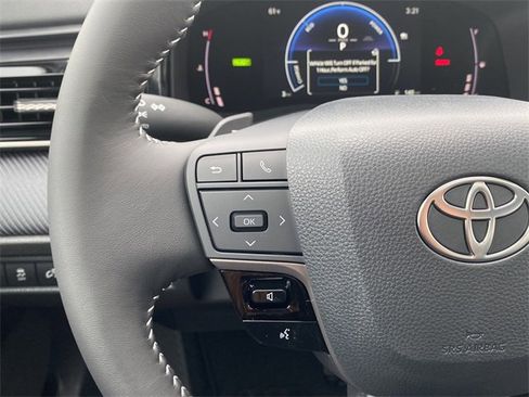 New 2026 Toyota Camry SE image 18