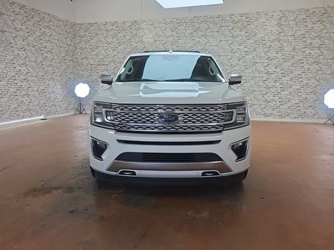 Used 2020 Ford Expedition Platinum AWD/4WD image 2