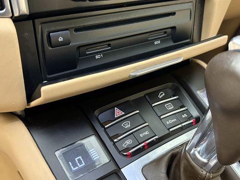 Used 2018 Porsche Macan S image 29