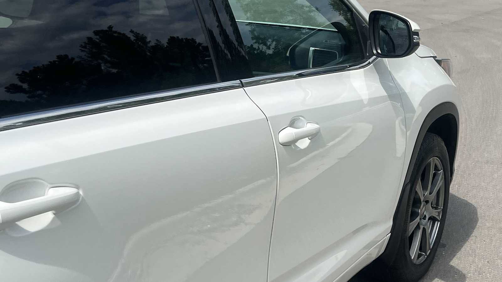 Used 2019 Toyota Highlander Limited AWD/4WD image 20