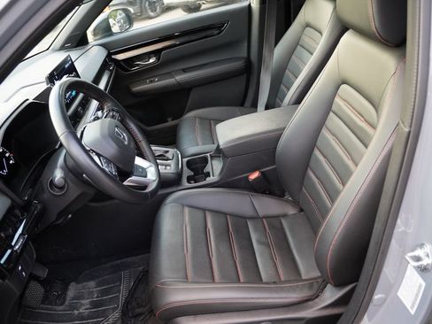 Used 2025 Honda CR-V Sport Touring image 4