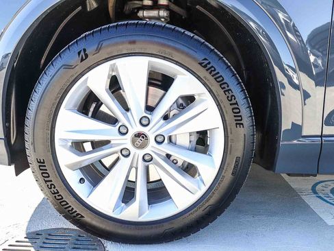 Used 2025 Audi Q6 e-tron Premium w/ Convenience Package image 14