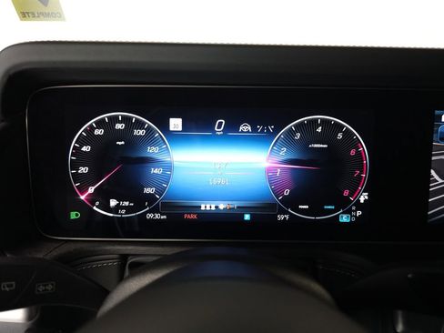 Used 2025 Mercedes-Benz G 550 image 14