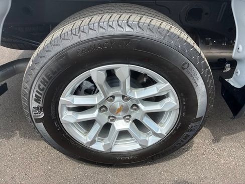 Used 2026 Chevrolet Silverado 1500 LT AWD/4WD image 13