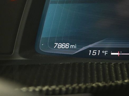 Used 2021 Chevrolet Corvette Stingray Preferred Cpe w/ Z51 Performance Package RWD image 27