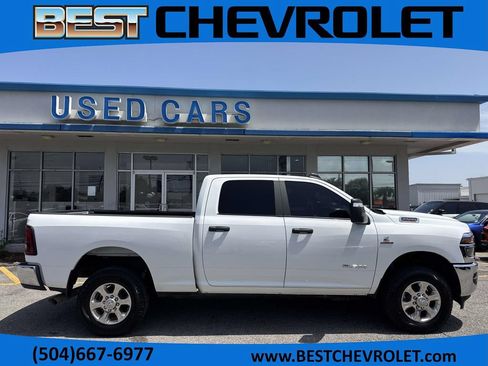 Used 2025 RAM 2500 Big Horn AWD/4WD image 1