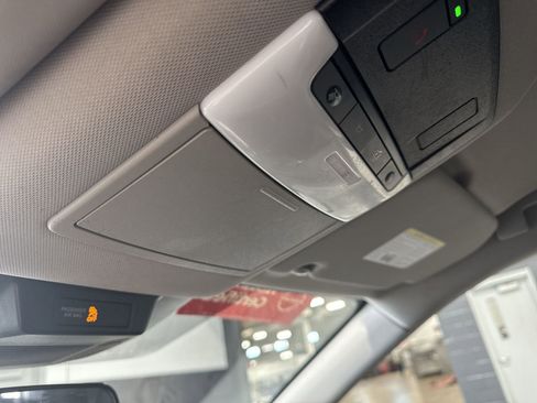 Certified 2021 Nissan Rogue SV image 17