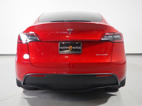 Used 2023 Tesla Model Y Long Range AWD/4WD image 53