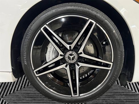 Used 2022 Mercedes-Benz C 300 4MATIC Sedan image 12