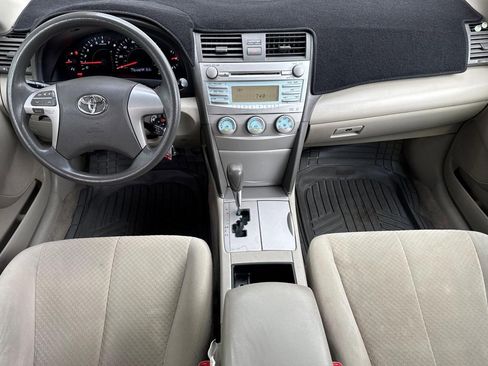 Used 2009 Toyota Camry LE image 14
