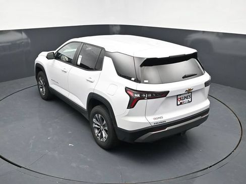 Used 2025 Chevrolet Equinox LT FWD image 53