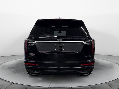 Used 2024 Cadillac XT6 Sport w/ Technology Package image 6