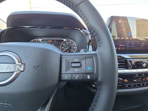 New 2026 Nissan Pathfinder SV image 12