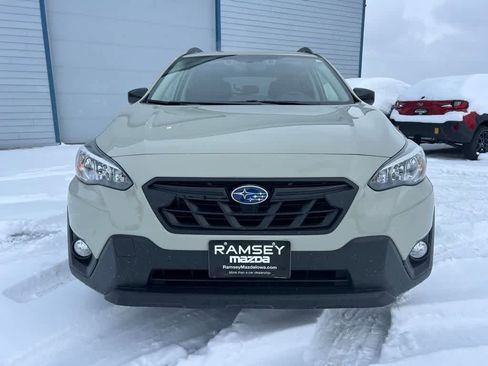 Used 2023 Subaru Crosstrek 2.0i Premium w/ Special Edition image 9