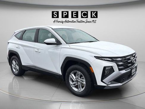 Certified 2025 Hyundai Tucson SE image 7