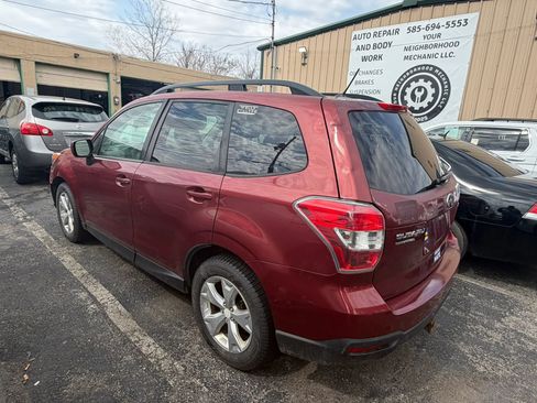 Used 2015 Subaru Forester 2.5i Premium w/ All-Weather Package AWD/4WD image 8
