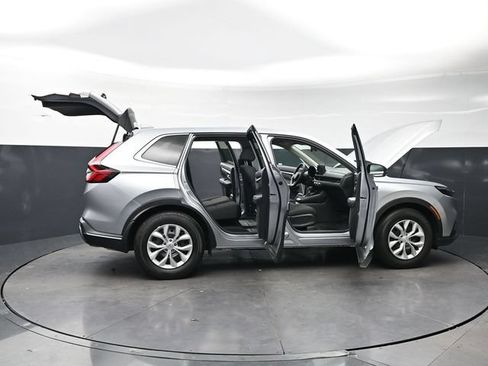 Certified 2026 Honda CR-V LX image 30
