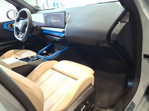 Used 2026 BMW X3 xDrive30i w/ M Sport Package AWD/4WD image 13