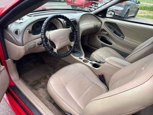 Used 2003 Ford Mustang Premium RWD image 9