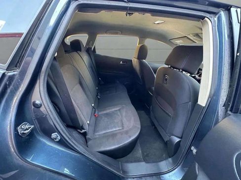 Used 2015 Nissan Rogue S w/ Convenience Package image 16