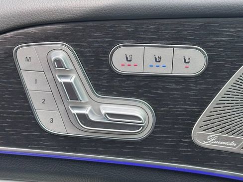 New 2026 Mercedes-Benz GLS 450 4MATIC image 40