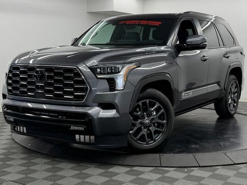 Used 2026 Toyota Sequoia Platinum AWD/4WD image 3