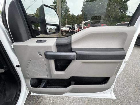Used 2019 Ford F350 XL w/ Power Equipment Group AWD/4WD image 23