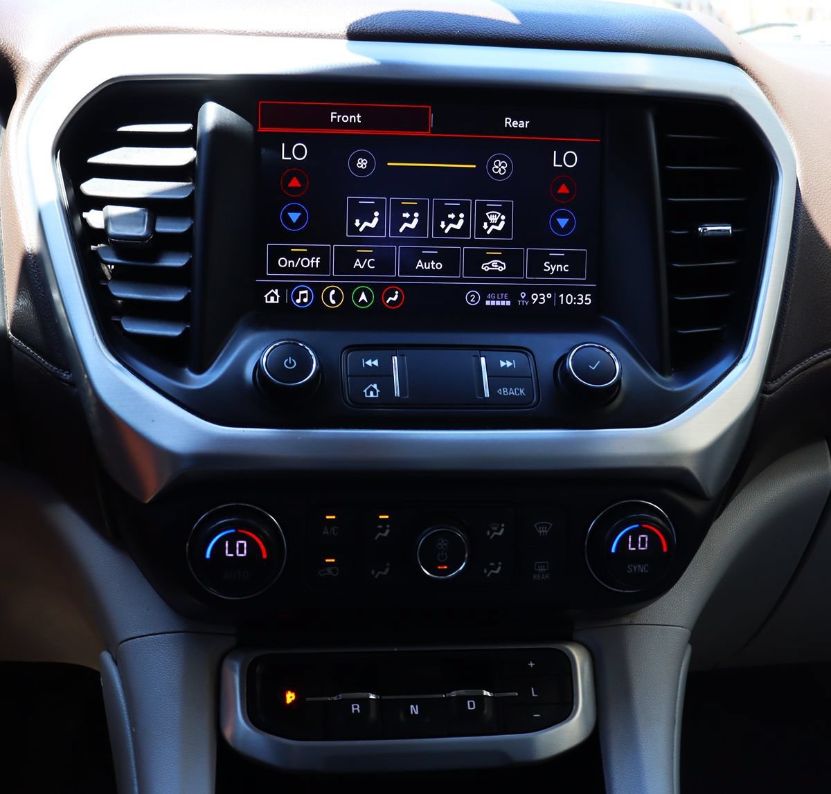 Used 2020 GMC Acadia SLT w/ LPO, Cargo Package FWD image 46