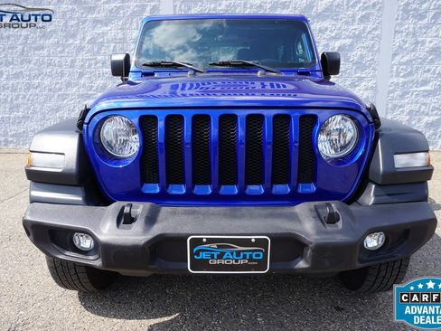 Used 2018 Jeep Wrangler Sport AWD/4WD image 2