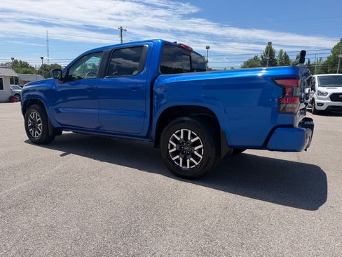 Used 2024 Nissan Frontier SL w/ Technology Package RWD image 11