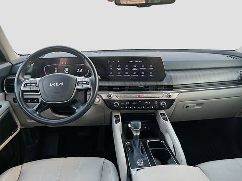 Used 2023 Kia Telluride EX w/ EX Captain's Chair Package FWD image 24