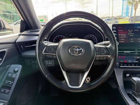 Used 2019 Toyota Avalon XSE FWD image 11