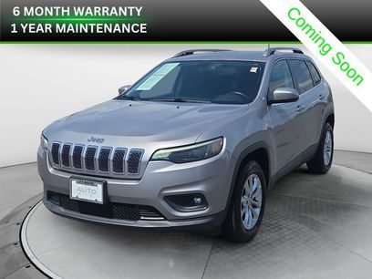 Used 2019 Jeep Cherokee Latitude w/ Cold Weather Group