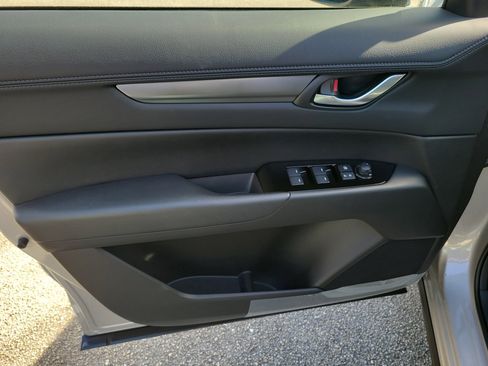 Certified 2025 MAZDA CX-5 AWD 2.5 S w/ Select Package image 11