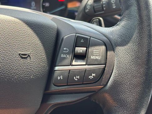 Used 2020 Ford Explorer XLT w/ Equipment Group 202A AWD/4WD image 19